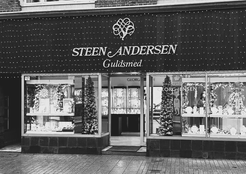 Maison d'Aure butik i Nykøbing - fysisk butik med hestesmykker i sterlingsølv og guld